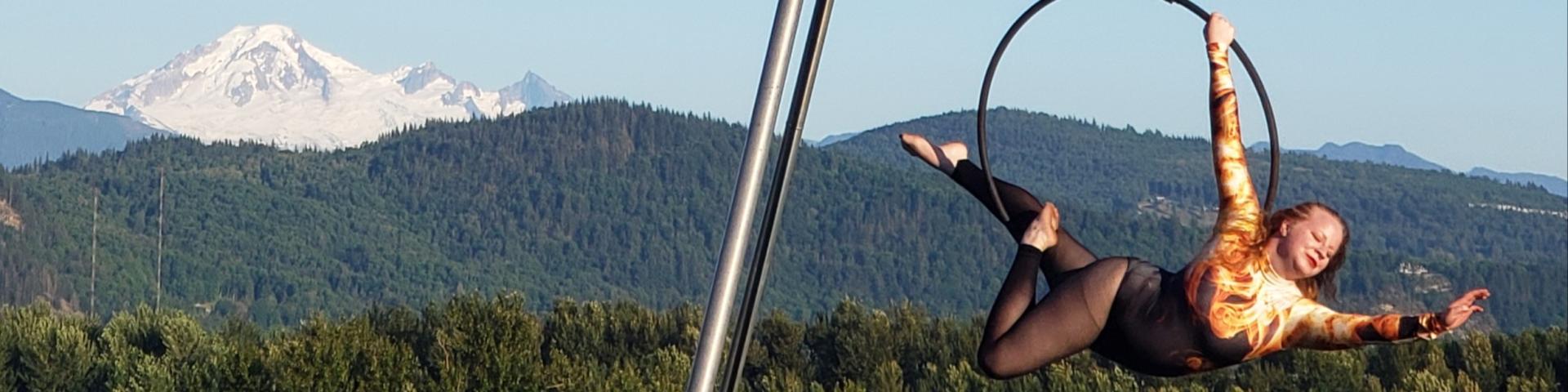 aerialist + mount baker